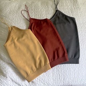Bundle of 3 crop tops